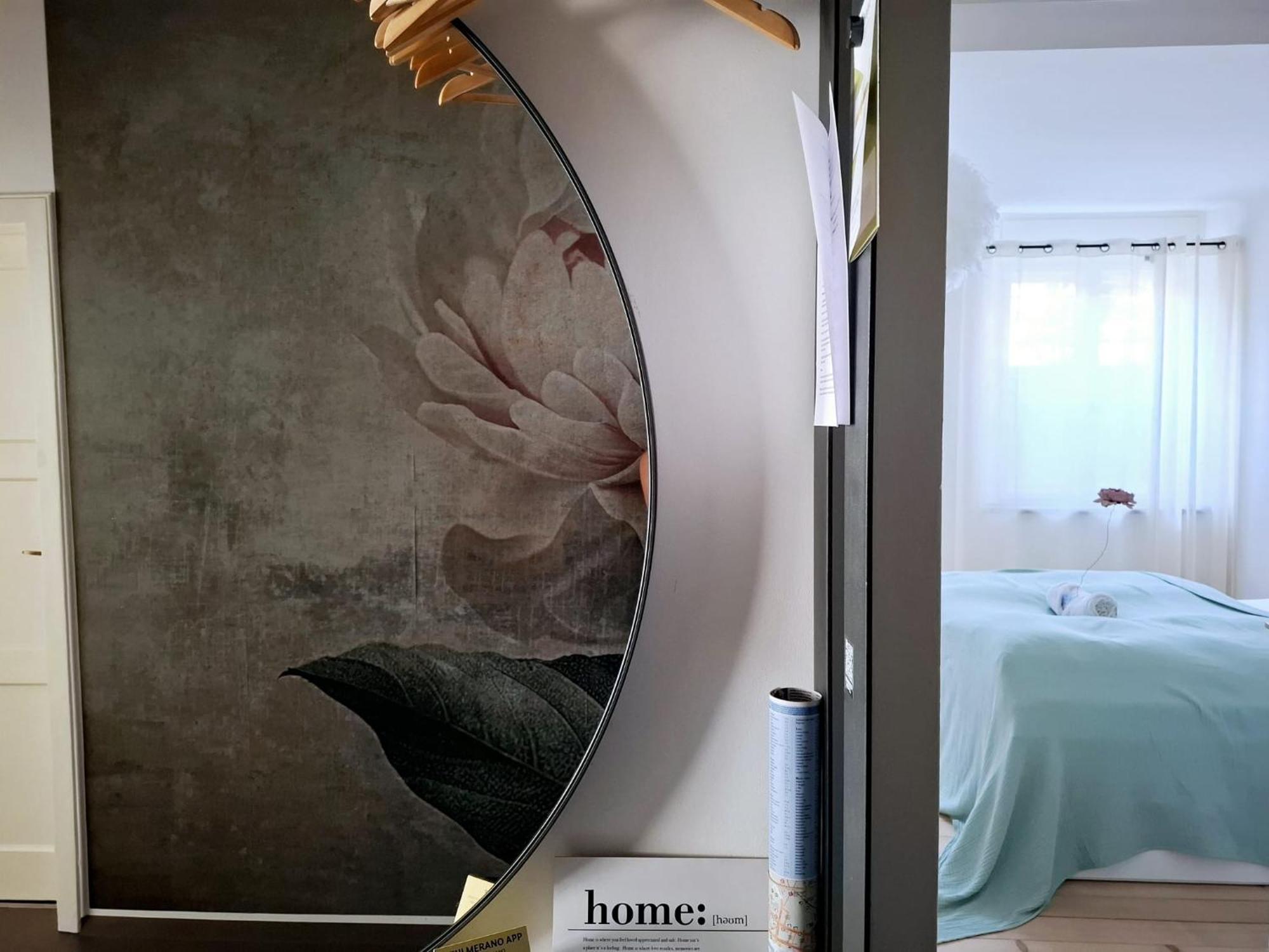 Apartment Wildflower In Privatvilla Im Herzen Merans 외부 사진